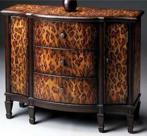 komoda Leopard